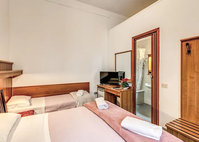 Giada Hotel 3*